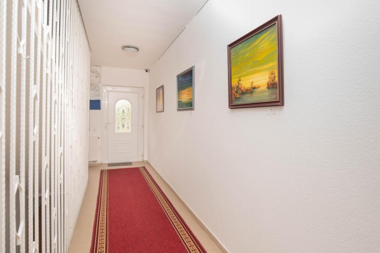Lena Apartman Heviz Exterior photo