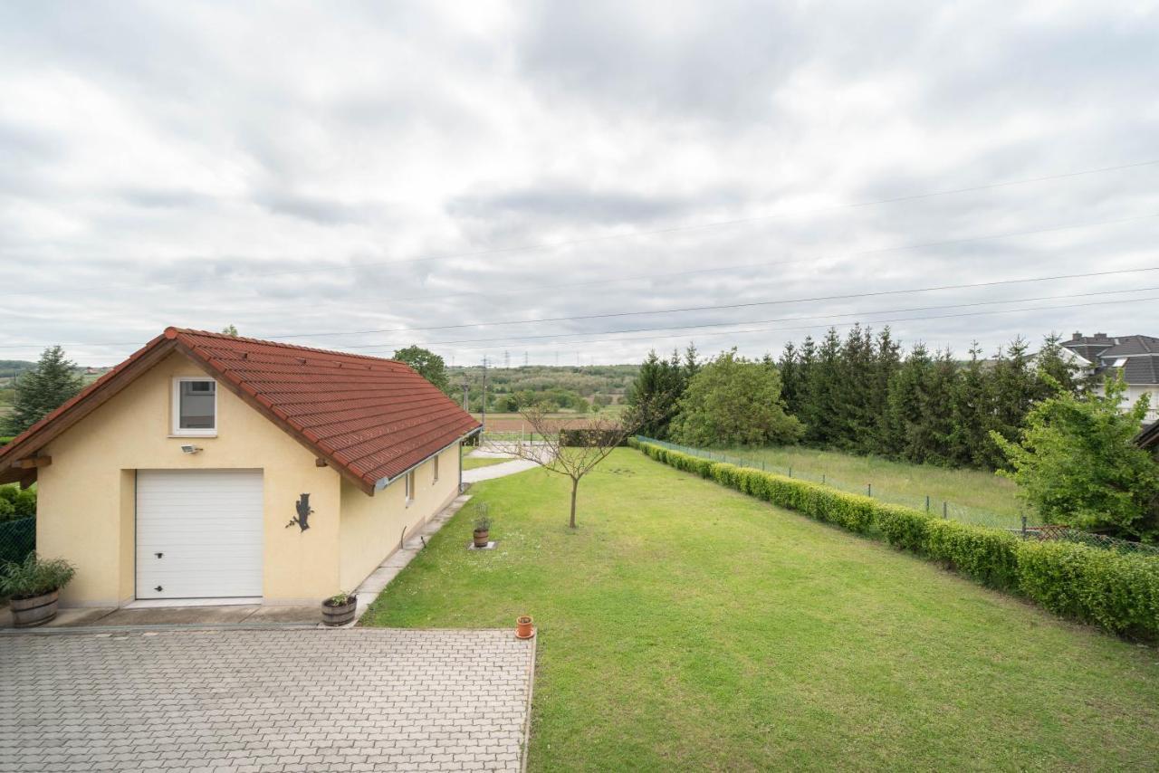 Lena Apartman Heviz Exterior photo